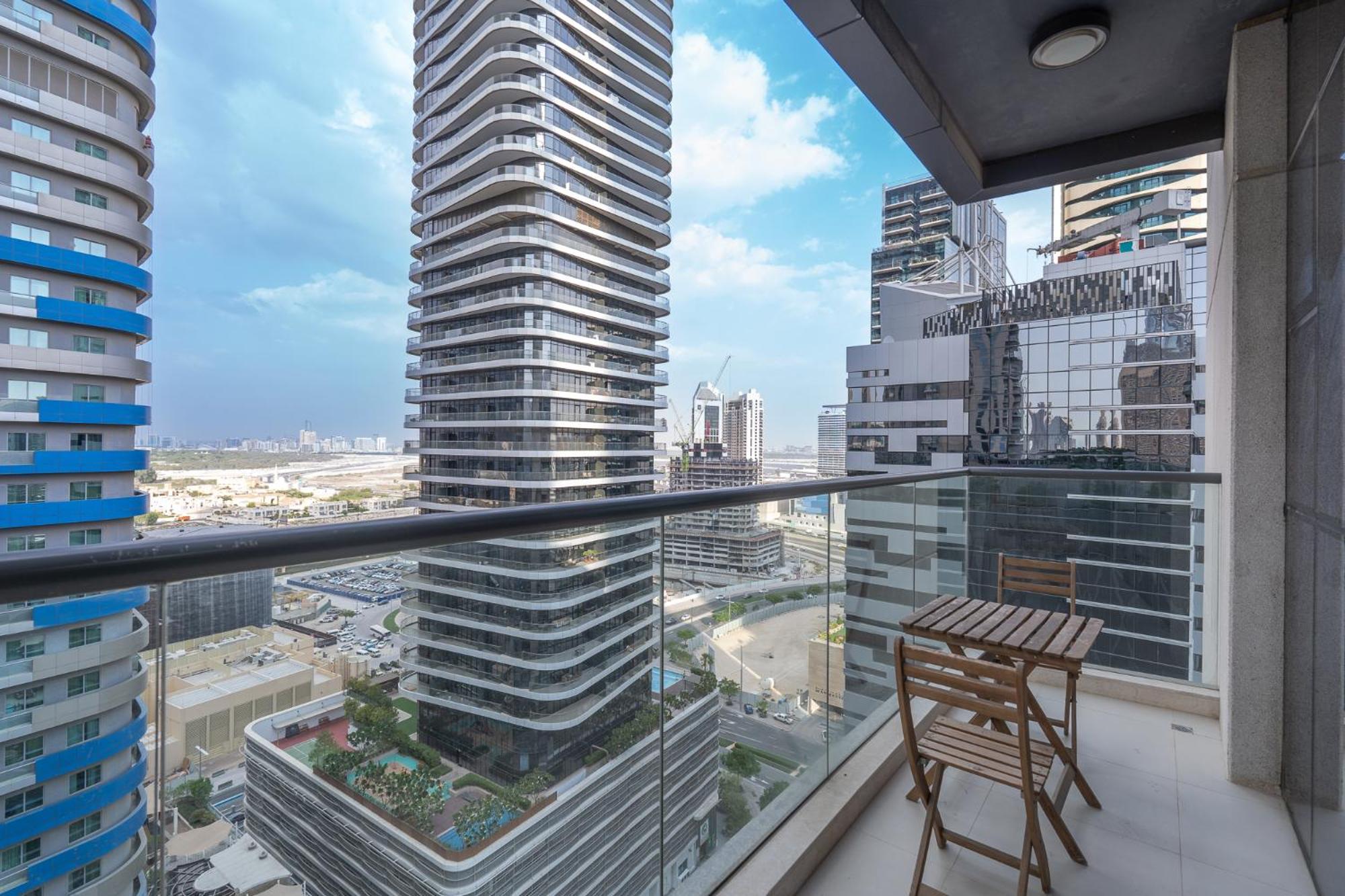 Heaven Crest Holiday Homes: Downtown Suites Near Dubai Mall & Burj Khalifa Exterior photo