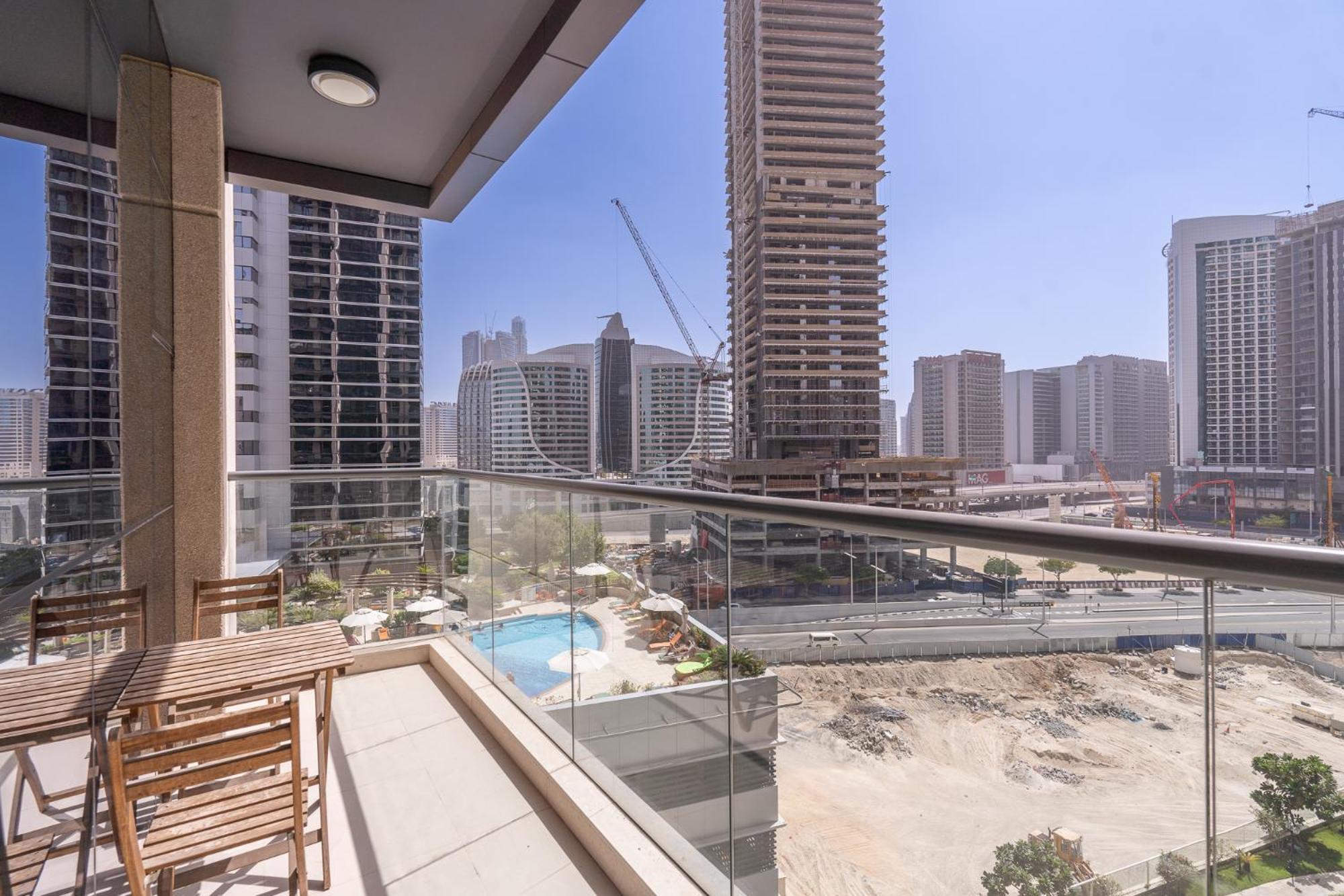 Heaven Crest Holiday Homes: Downtown Suites Near Dubai Mall & Burj Khalifa Exterior photo