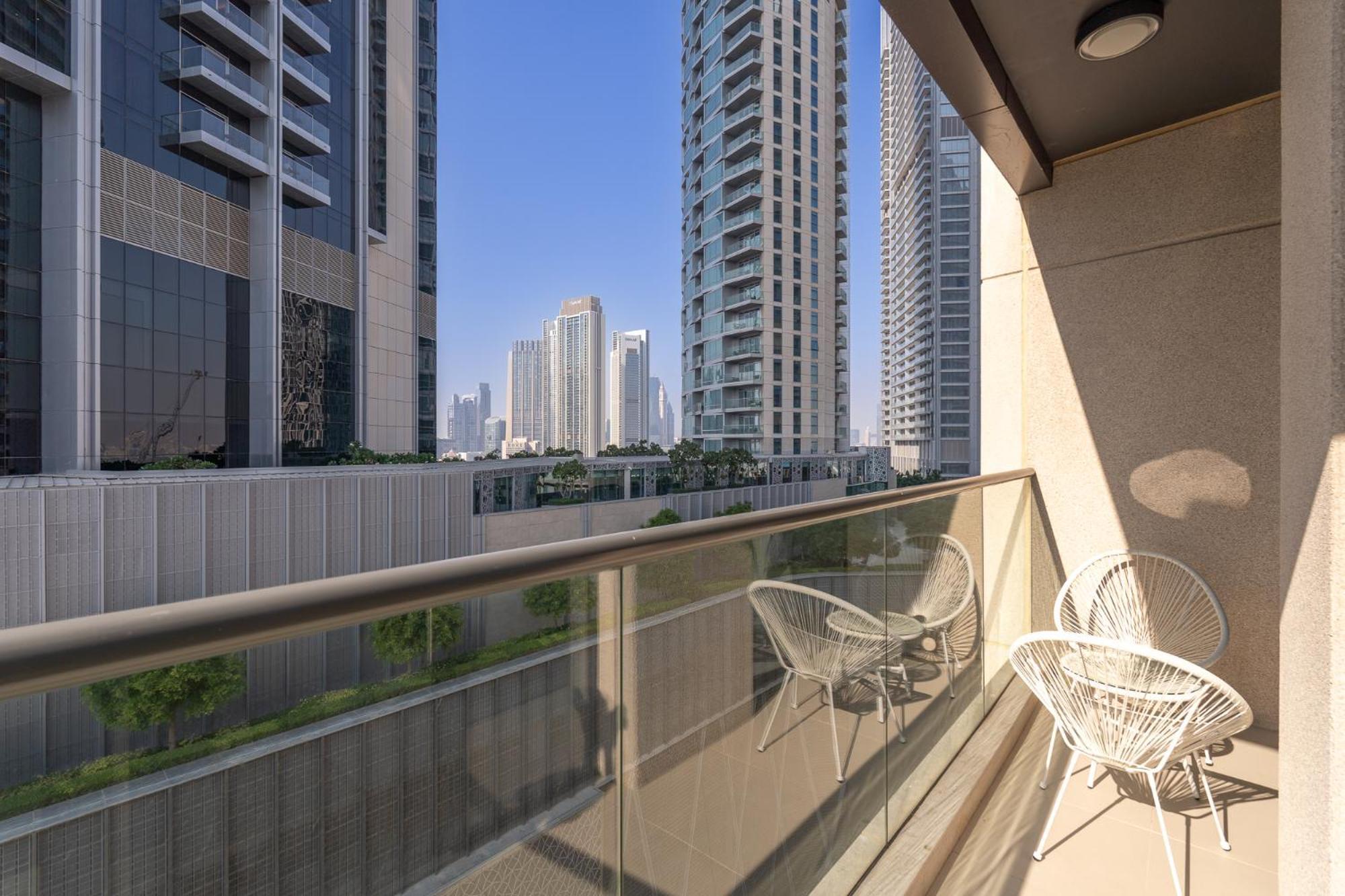 Heaven Crest Holiday Homes: Downtown Suites Near Dubai Mall & Burj Khalifa Exterior photo
